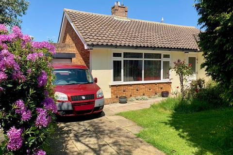 2 bedroom detached bungalow for sale, Cranston Close, Bexhill on Sea, TN39