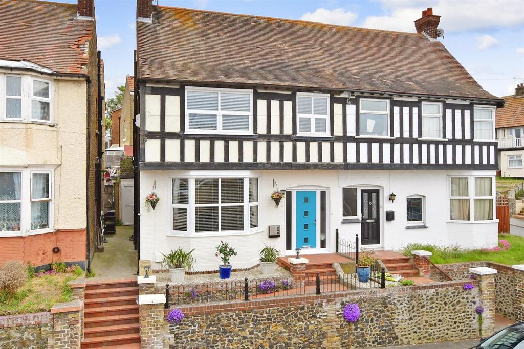 St. Mildred's Road, Margate, Kent 4 bed semidetached house for sale