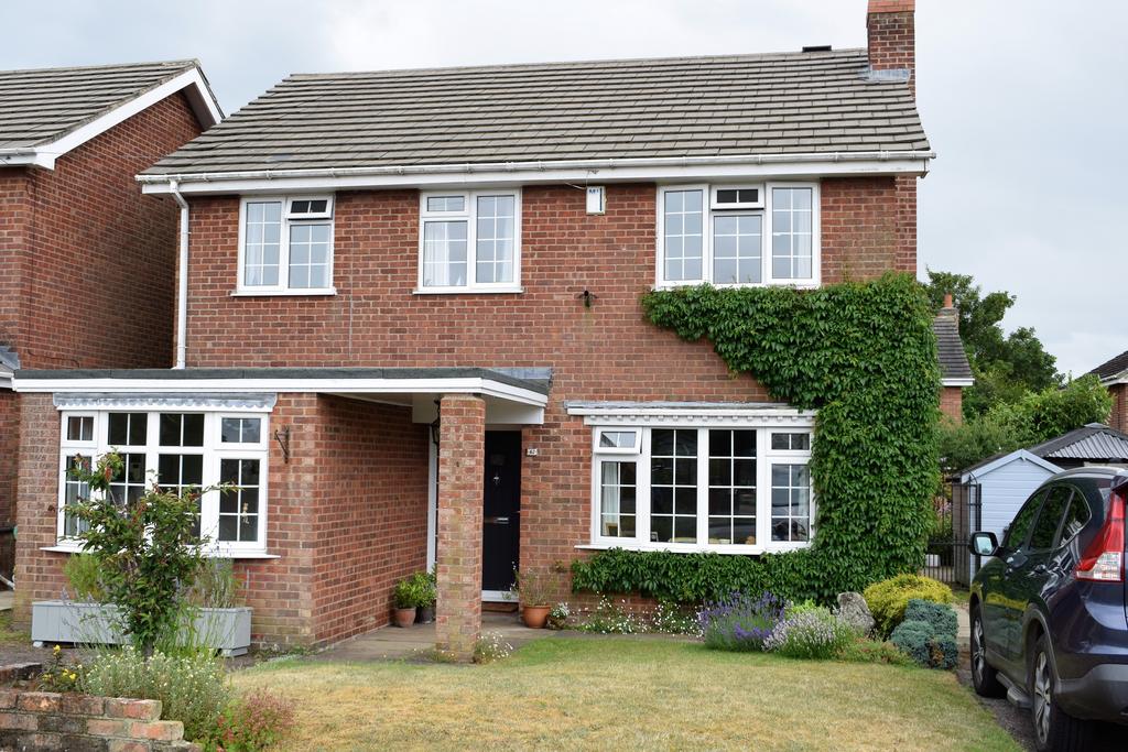 North Kelsey Road, Caistor, LN7 4 bed detached house for sale £275,000