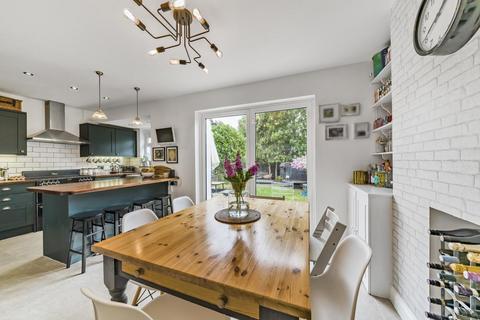 208 Clock House Road, Beckenham, BR3 4LB