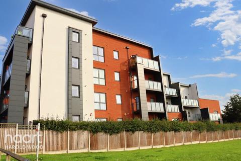 2 bedroom apartment for sale, Firwood Lane, ROMFORD