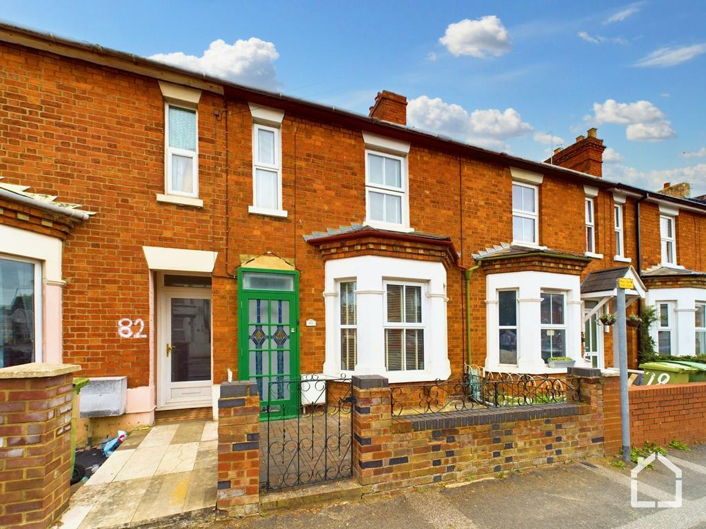 Victoria Road, Bletchley, MK2 2 bed terraced house for sale £268,125