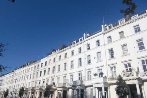 Studio to rent, Claverton Street, Pimlico, London, SW1V