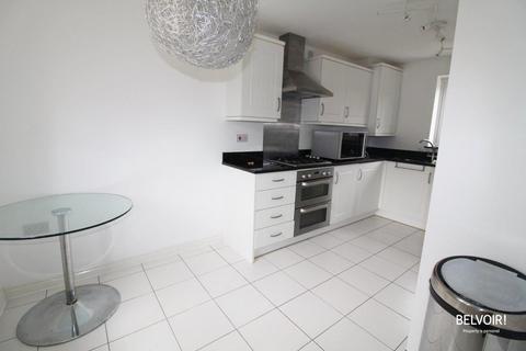 3 bedroom semi-detached house to rent, Hares Close, Kesgrave, IP5