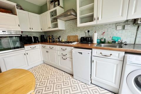 2 Sandhills Close, Northampton, NN2 8EB