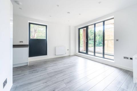 2 bedroom flat for sale - 700-702 Woolwich Road, Charlton SE7