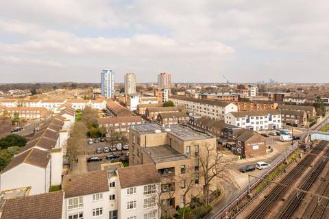 1 bedroom flat for sale - 210 Plaistow Road, Stratford E13