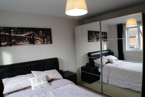 8 Aintree Close, Bletchley, Milton Keynes, MK3 5LP