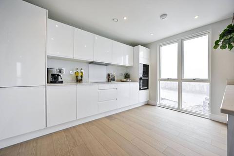 3 bedroom flat for sale, Vision Point, Battersea SW11