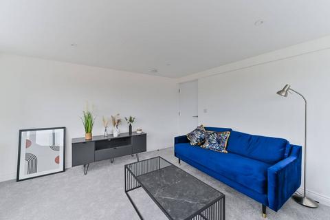 2 bedroom flat for sale, The Grove, London SW16