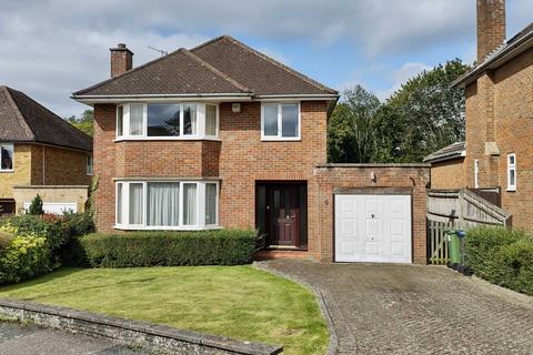 9 Cangels Close, Hemel Hempstead, HP1 1NJ