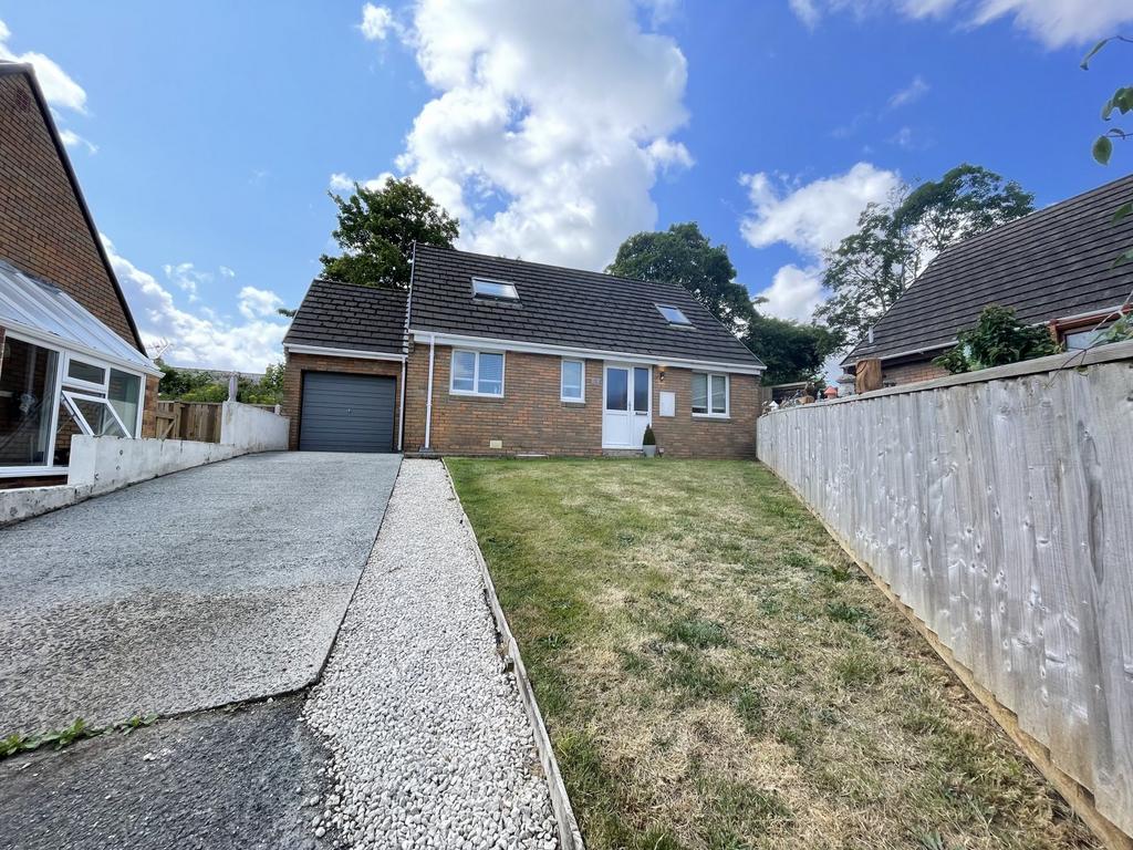 Castle High, Haverfordwest, Pembrokeshire, SA61 3 bed bungalow for sale