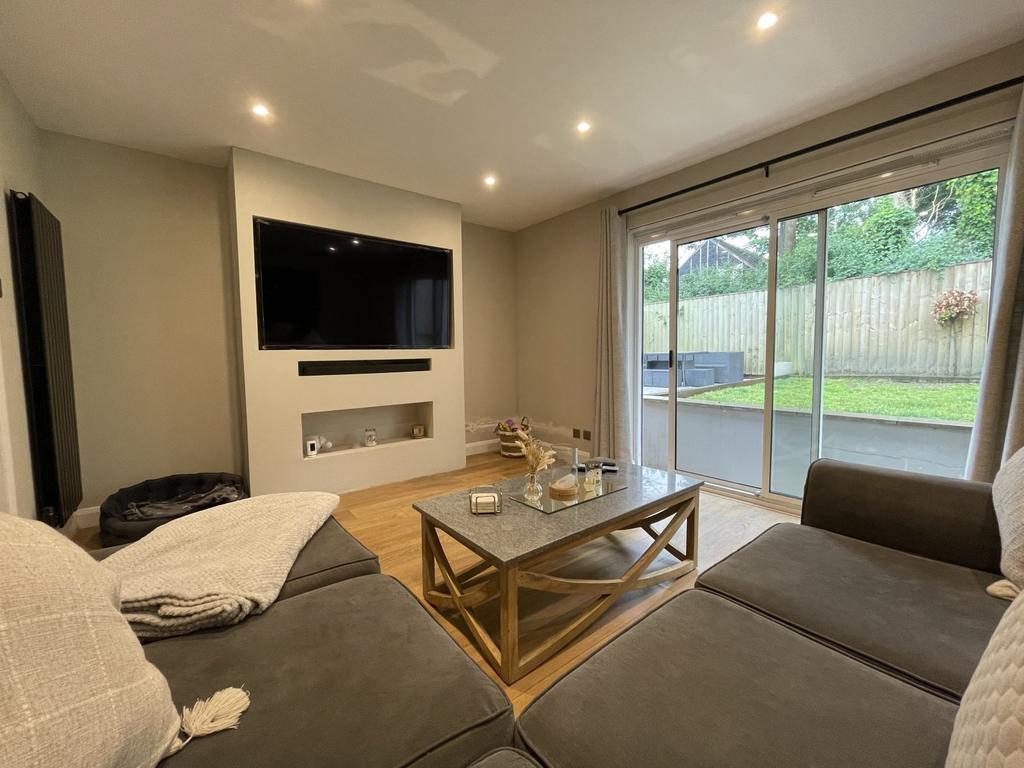 Castle High, Haverfordwest, Pembrokeshire, SA61 3 bed bungalow for sale