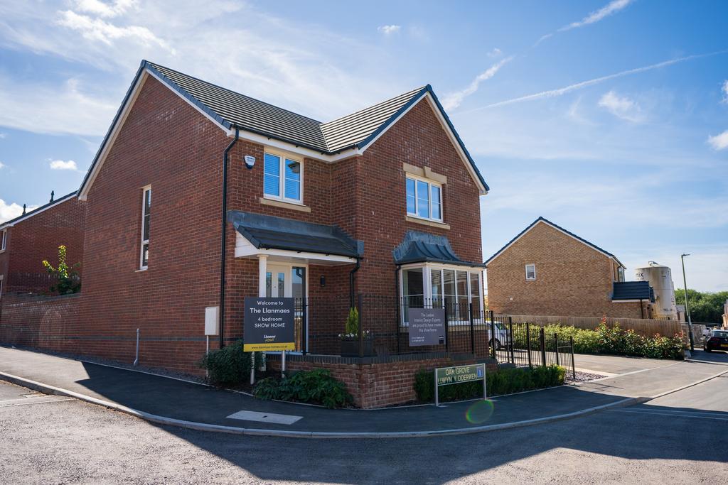 Plot 40, The Llanmaes at Bedwellty Fields, Pengam Rd, CF81 4 bed