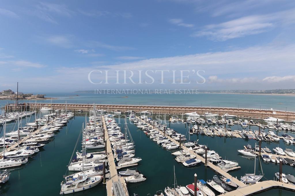 Castle Quay, La Rue De L'etau, St. Helier, Jersey. JE2 3EB 2 bed flat