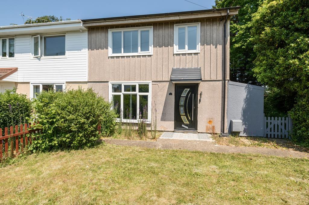 Windsor, Berkshire, SL4 3 bed semidetached house for sale £425,000