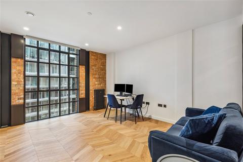 1 bedroom apartment to rent, Circus Road West, London, SW11