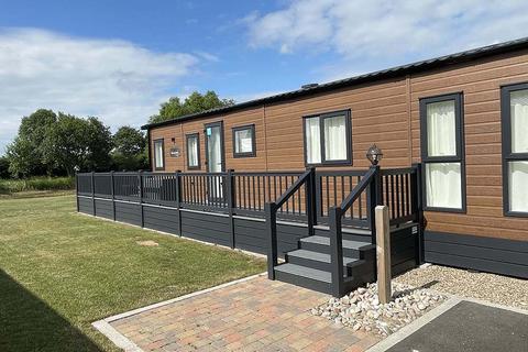 2 bedroom holiday lodge for sale, Kingfisher, Appletree Holiday Park, Boston PE20