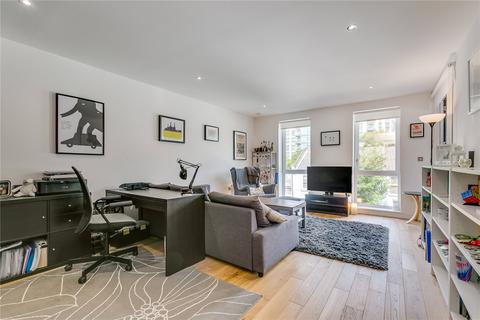 1 bedroom flat for sale, Eltringham Street, London