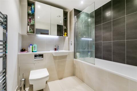 1 bedroom flat for sale, Eltringham Street, London
