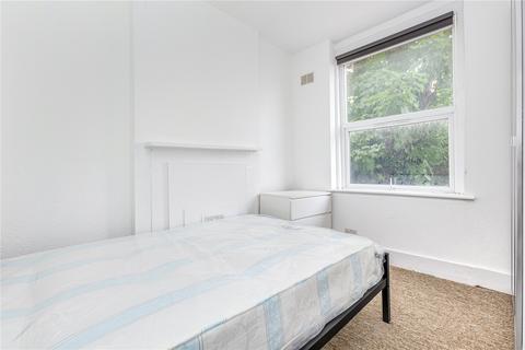 2 bedroom flat to rent, Theatre Street, London