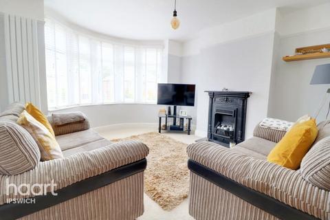 87 Dereham Avenue, Ipswich, IP3 0QF