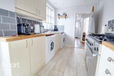 87 Dereham Avenue, Ipswich, IP3 0QF
