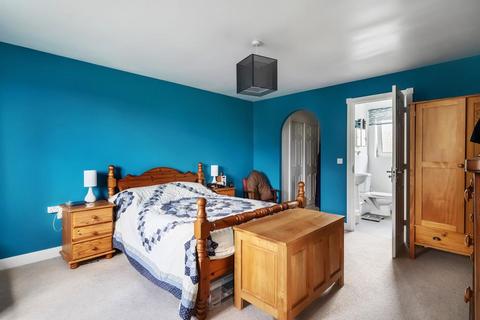 10 Galen View, Swindon, SN1 4GF