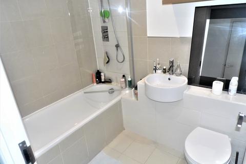 2 bedroom flat for sale, London Road Croydon CR0