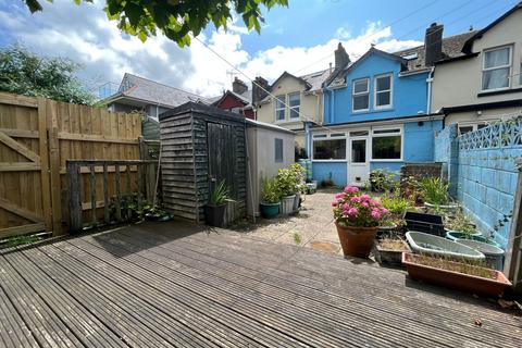 24 Bay View, Paignton, TQ3 2DL