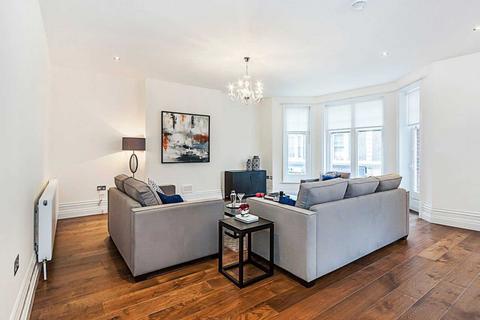 4 bedroom apartment to rent, Old Brompton Road, South Kensington, SW7