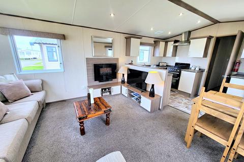 2 bedroom park home for sale, Links Road, Amble, Morpeth, Northumberland, NE65 0SD