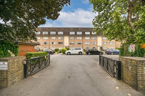 2 bedroom flat for sale, Linden Grove, New Malden, KT3