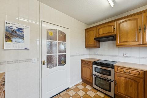 23 Cartside Road, Clarkston, Glasgow, G76 8QH