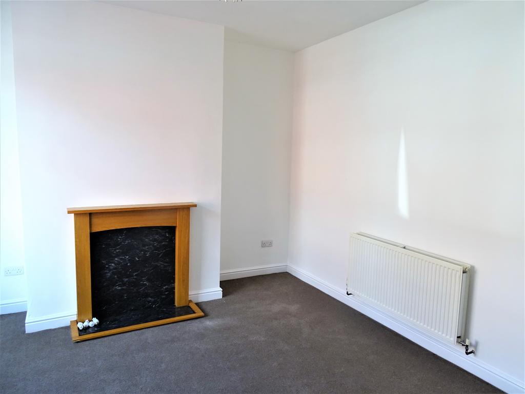 Holme Terrace, Swinley, Wigan, WN1 2 bed terraced house £775 pcm (£