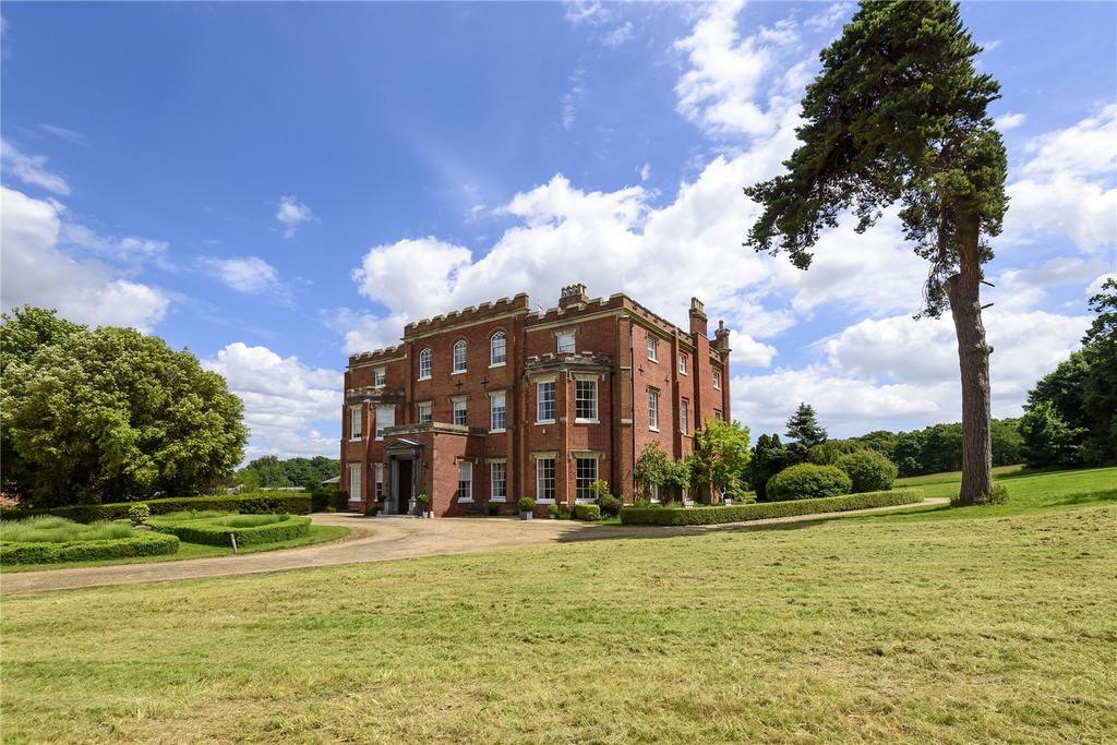 Nacton, Ipswich, Suffolk, IP10 3 bed apartment for sale £650,000