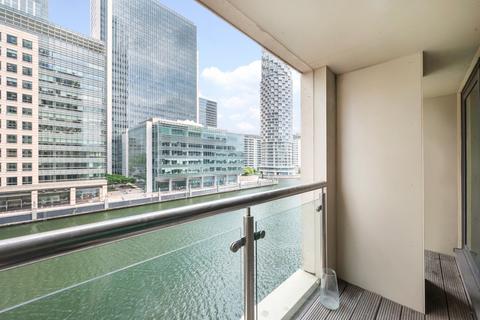2 bedroom flat to rent, Discovery Dock Apartments East, South Quay Square, London