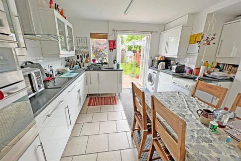 17 Devonshire Avenue, Wigston, LE18 4LP