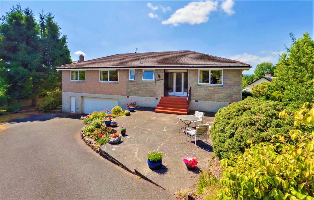 West Abercromby Street, Helensburgh, Argyll and Bute, G84 9LH 4 bed bungalow for sale £415,000