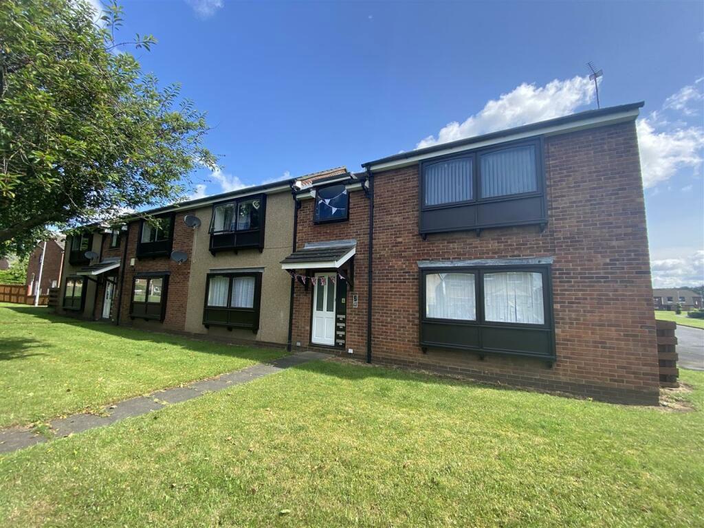 Bradley Close, Ouston, Chester Le... 1 bed flat £23,000