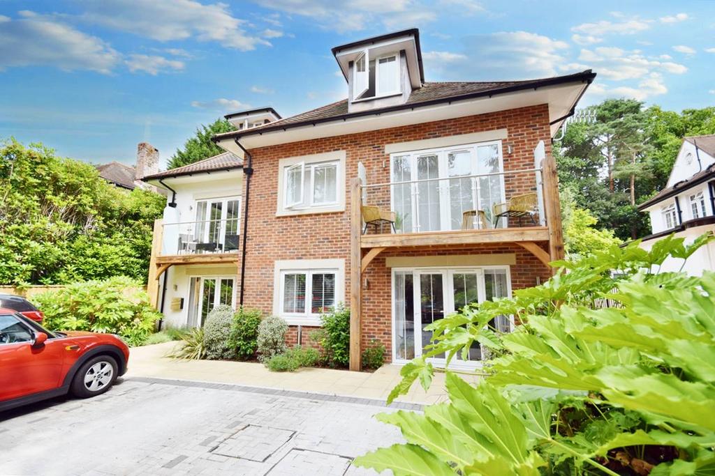 Queens Park Avenue, Bournemouth BH8 2 bed ground floor for sale £325,000
