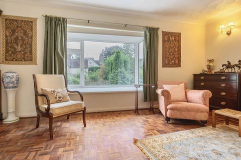 Lowlands Glen Road, Hindhead, GU26 6QE