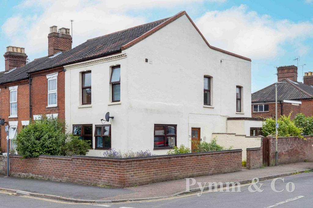 Churchill Road, Norwich NR3 3 bed end of terrace house for sale £300,000