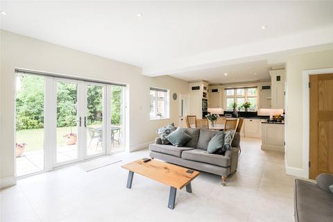 6 bedroom detached house for sale, Townsend Drive, St. Albans, Hertfordshire, AL3