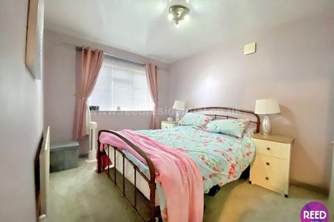 1 Waterloo Road, Shoeburyness, Southend-on-sea, SS3 9EQ