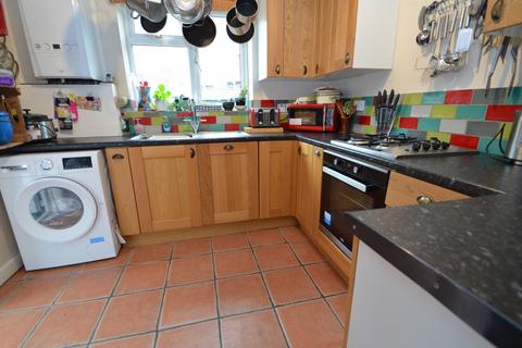21 Coleridge Road, Exeter, EX2 9BZ