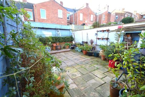 21 Coleridge Road, Exeter, EX2 9BZ