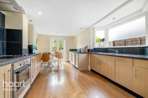 3 bedroom semi-detached house for sale, Henslowe Road, East Dulwich, London SE22