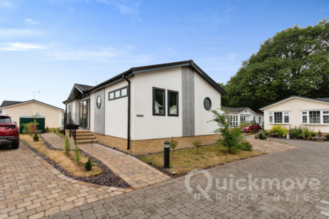 2 bedroom park home for sale, Bordon, Hampshire, GU35