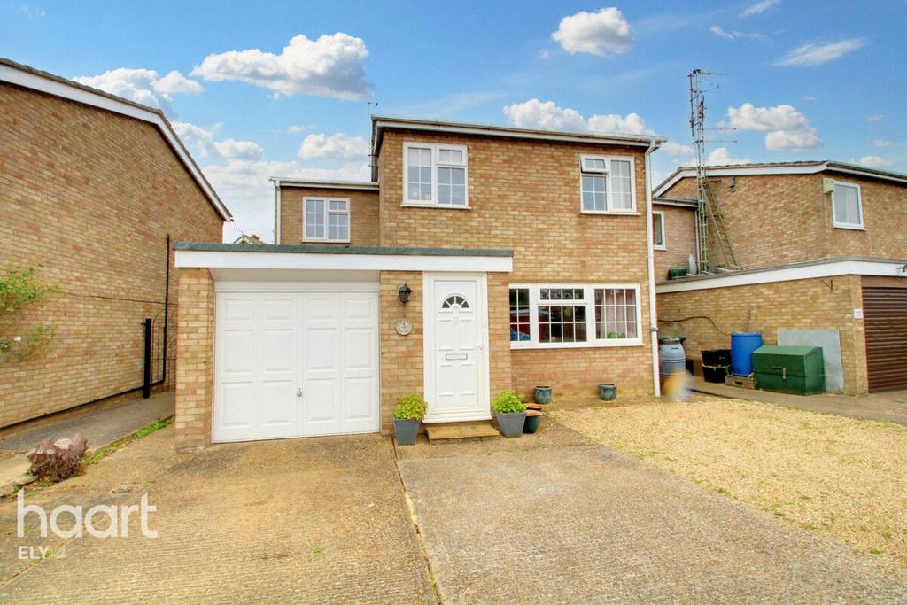 Meadow Court, Littleport 4 bed detached house for sale £300,000